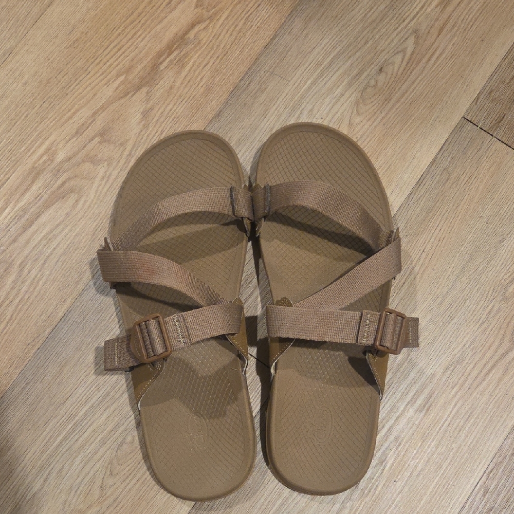 Chaco Slides Tan Adjustable Sandals Has A Red Mark On Strap. I Did Not Wash Them